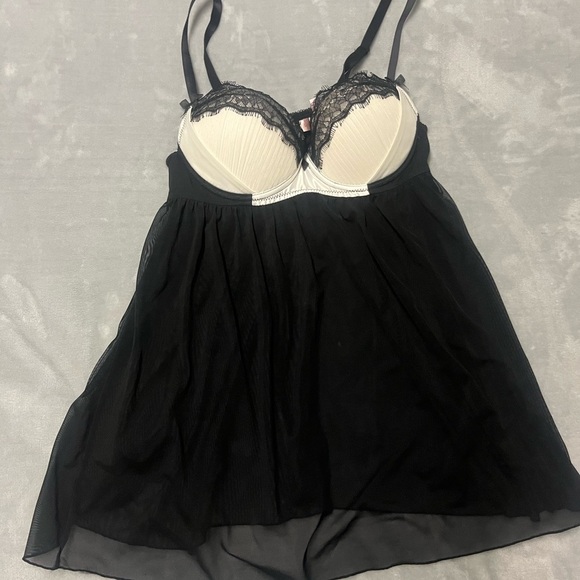 Elegant Black and Cream Lace Babydoll - Picture 1 of 4